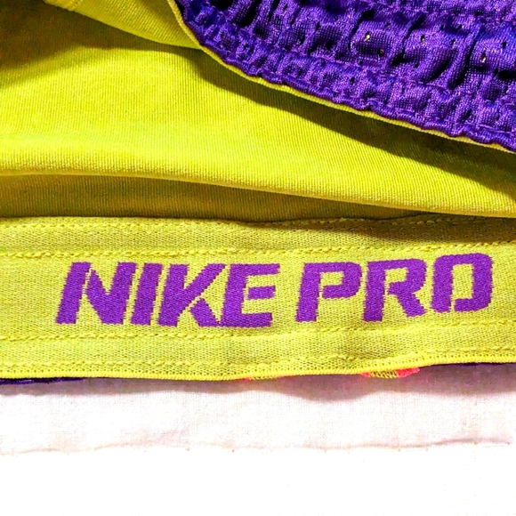 NIKE ProCombat Shorts (M) - Picture 7 of 8